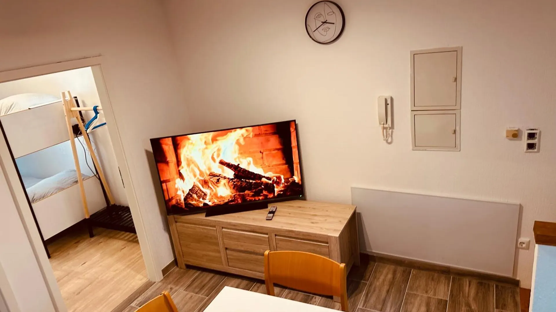 Felix Living 9, Modern & Cozy, 3 Zimmer Wohnung, Parkplatz Salzweg Germany