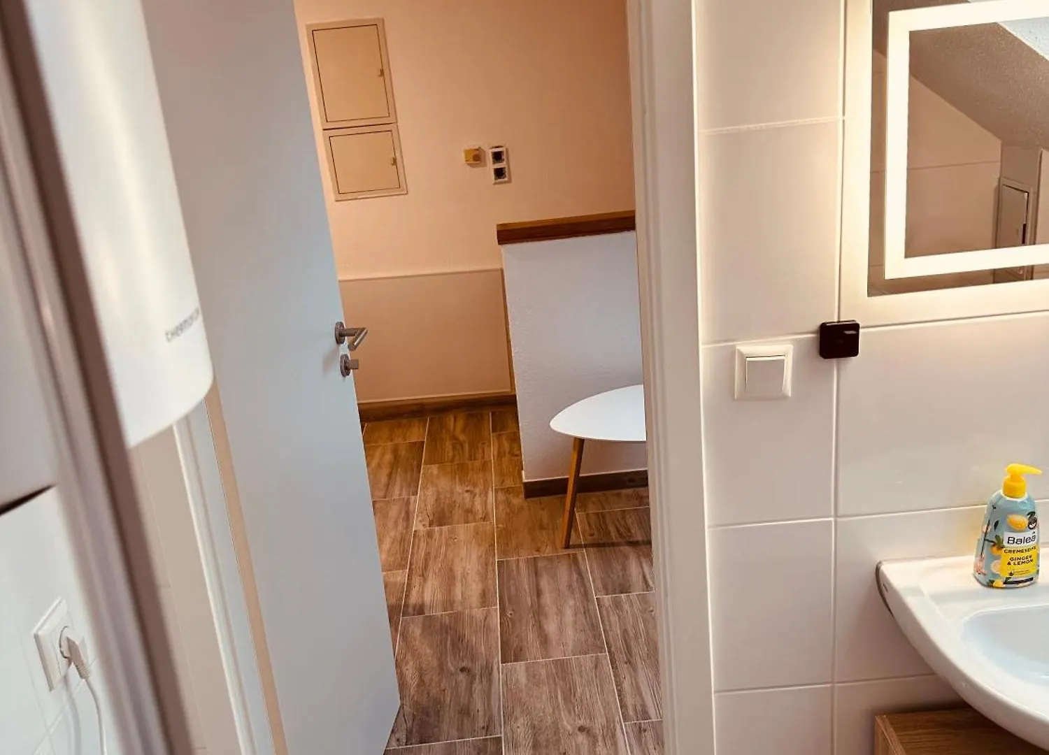 Apartment Felix Living 9, Modern & Cozy, 3 Zimmer Wohnung, Parkplatz Salzweg