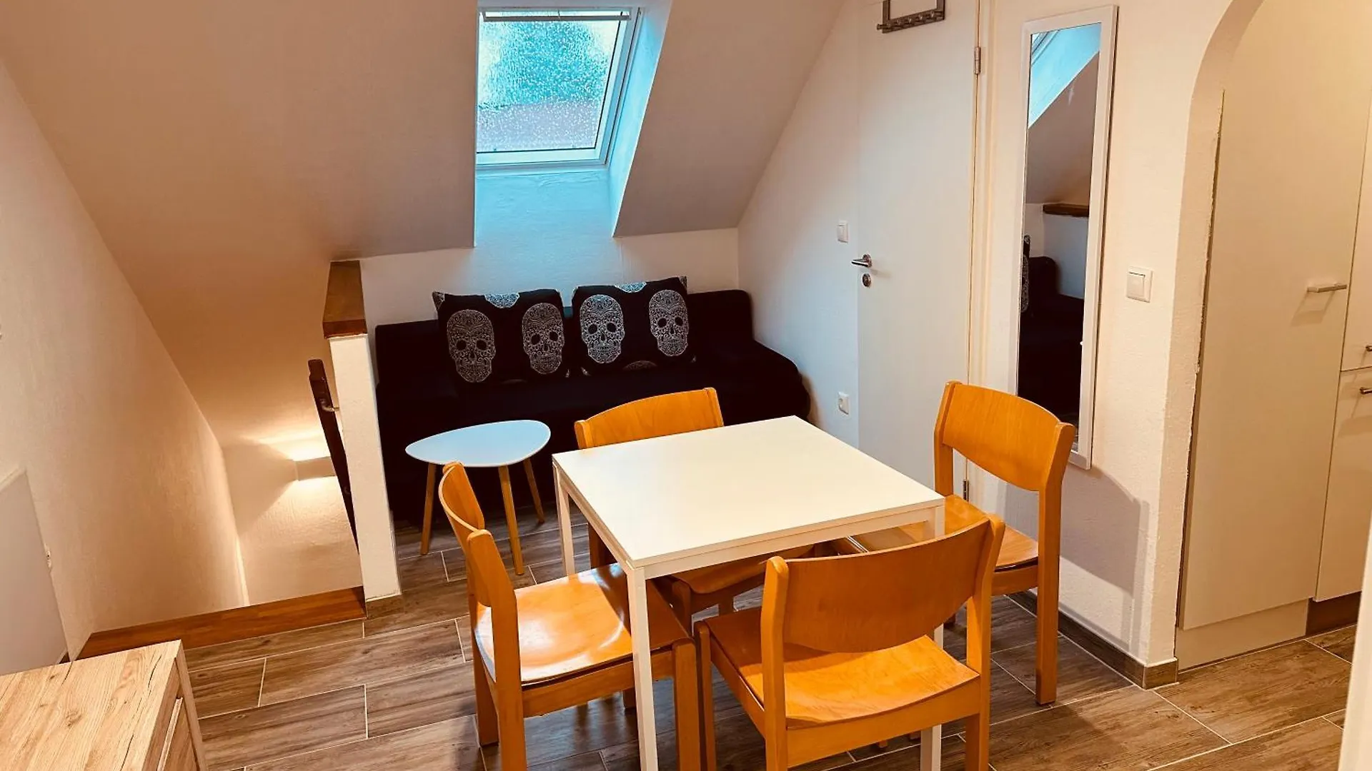 Apartment Felix Living 9, Modern & Cozy, 3 Zimmer Wohnung, Parkplatz Salzweg