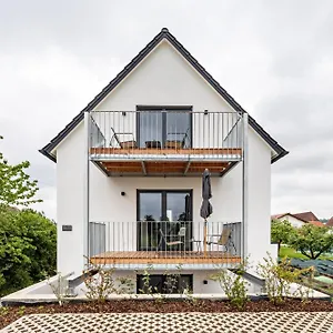 5 Parkside Apartment